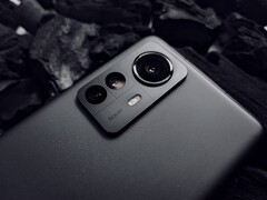 Le Xiaomi 12 Pro porte le nom de code &quot;L2&quot;. (Source : Xiaomi)