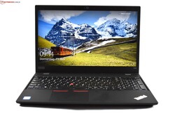 En test : le Lenovo ThinkPad T590. Modèle de test fourni par