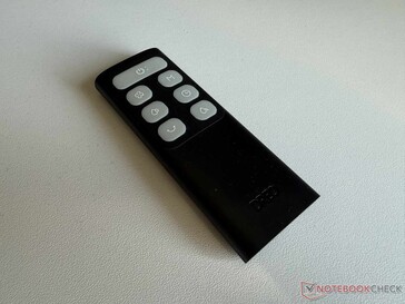 Télécommande compacte dotée de boutons fluorescents