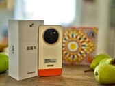 Honor a équipé le X80 Pro Max d’un seul appareil photo arrière, mais la batterie et l’écran compensent largement ce manque.