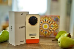 Honor a équipé le X80 Pro Max d’un seul appareil photo arrière, mais la batterie et l’écran compensent largement ce manque.