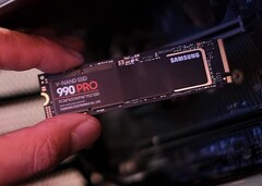 Le Samsung 990 Pro a laissé une bonne impression dans notre test et est actuellement en vente au prix Amazon le plus bas de l'année (Source : Samsung)