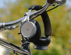 Le Beoplay H100 est l'un des casques sans fil les plus chers produits en série. (Source : Bang & Olufsen)