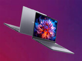 Lenovo commercialise actuellement l'IdeaPad Slim 3 dans les finitions Cosmic Blue et Luna Grey.