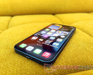 L'iPhone 13 peut désormais bénéficier du service T-Satellite avec Starlink. (Source de l'image : Notebookcheck)