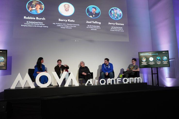 Créateurs et éducateurs se sont réunis pour discuter de l'AtomForm Palette 300