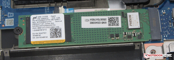 Un disque SSD PCIe Gen4 sert de disque système.