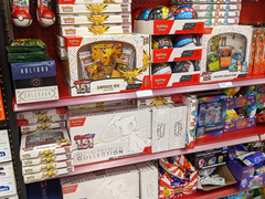 Objets de collection du JCC Pokémon chez Target