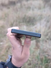 Prototype de smartphone Sony Xperia 5G. (Source de l'image : OLX)