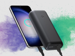 Le chargeur portable ArcPack PA2100 de Spigen est doté d&#039;une batterie de 10 000 mAh. (Source de l&#039;image : Spigen)