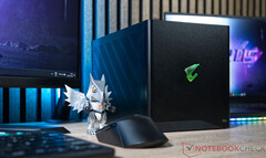 La Gigabyte Aorus RTX 5090 AI Box est désormais disponible au prix de 2999,99$. Sur la photo : l&#039;eGPU Thunderbolt 5. (Source de l&#039;image : Sebastian Bade / Notebookcheck)