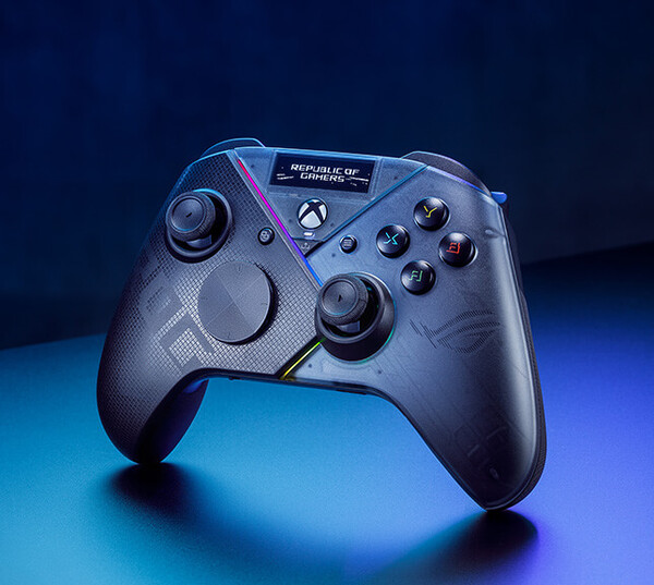 La nouvelle manette d'Asus est dotée d'un écran similaire à celui de la ROG Raikiri Pro (photo).