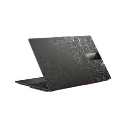 L'Asus VivoBook S15 BAPE Edition a été fourni par le fabricant.