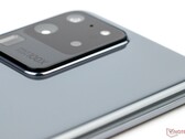 À l'instar du Galaxy S20 Ultra (illustré ici), Samsung pourrait également utiliser un appareil photo sur le Galaxy S26 Ultra, selon un rapport. (Source de l'image : Notebookcheck)