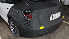 La mule d'essai du Model 3 (image : omg_tesla/Twitter)