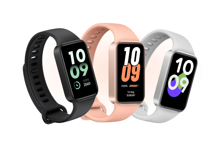 Xiaomi commercialise le Smart Band 11 Active dans les finitions Noir, Gris et Rose Pomelo.