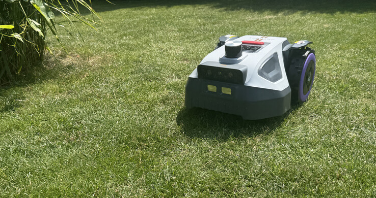 L'Anthbot M9 Pro en action