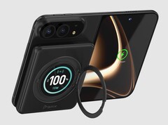 Le BMX SolidSafe Ultra pour l'iPhone Duo est équipé d'une béquille intégrée.