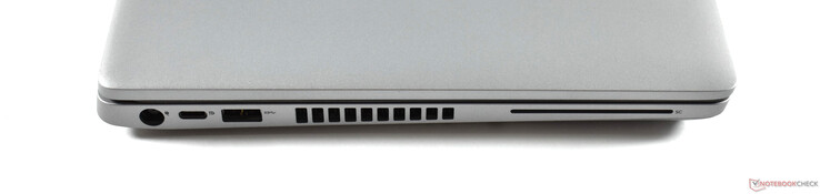 Côté gauche : entrée secteur, USB C 3.2 Gen 1, USB A 3.0, lecteur de carte à puce.