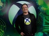 Phil Spencer, PDG de Microsoft Gaming, devant la toile de fond de la Xbox (Image source : Xbox Wire)