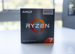 Le AMD Ryzen 7 5800X3D peut faire un travail rapide pour les jeux AAA modernes (image via XanxoGaming)
