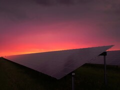 Les États-Unis vont doubler les droits de douane sur les matériaux chinois pour les porter à 50 %, malgré un impact commercial limité (Source de l'image : Karsten Würth, Unsplash)
