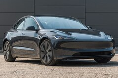 Tesla demande un permis d'homologation pour commercialiser la Model 3 et la Model Y en Inde (Source de l'image : Michael Simari/Car and Driver)