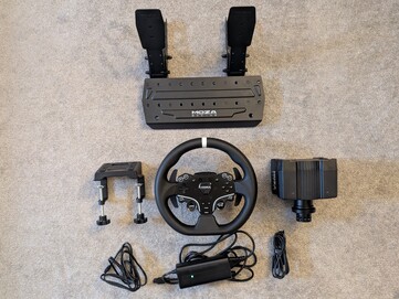 Contenu de l'offre groupée Moza R5 Racing