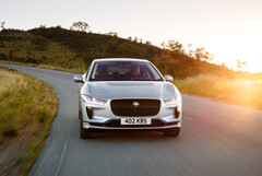 Jaguar lancera le SUV I-Pace BEV avant de passer à une gamme entièrement électrique en 2025. (Source de l&#039;image : Jaguar)