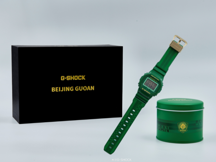 La montre G-Shock x Beijing Guoan Football Club. (Source de l'image : Casio via Weibo)