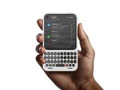 Le Clicks Communicator sera expédié dans le courant de l'année. (Source de l'image : Clicks)