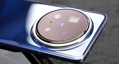 Alors que les critiques sont très satisfaits du Vivo X200 Pro, de nombreux utilisateurs chinois se plaignent actuellement de problèmes de reflets de l'objectif. (Source de l'image : Weibo)