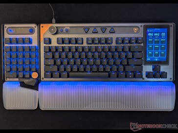 Clavier Command KB7 avec pavé numérique Command KP7.