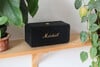 Un son riche en basses : L'enceinte Bluetooth Marshall Middleton II revue et corrigée