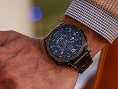 Garmin déploie la version 18.14 du logiciel pour les smartwatches de la série D2 Mach. (Source de l'image : Garmin)
