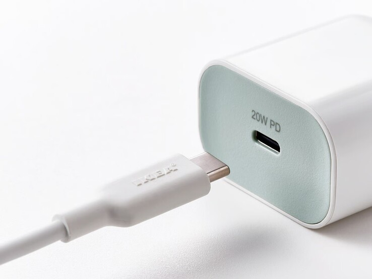 Le chargeur USB IKEA Sjoess 20W 1 port est vendu sans câble. (Source de l'image : IKEA)