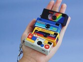 Le Kodak Charmera, présenté ici dans quatre des sept coloris, est un véritable porte-clés (Source : Kodak)