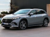 Le SUV électrique Mercedes EQE est destiné à combler le vide entre l'EQC et le concurrent EQS de la Tesla Model X, que l'on peut voir sur cette photo (Image : Mercedes-Benz)