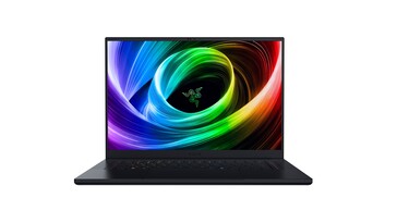 Angle avant du Razer Blade 16 (Image source : Razer PR)