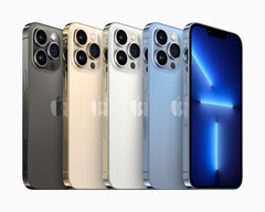 Apple pourrait complètement abandonner l'encoche dans les modèles iPhone 15 Pro. (Image Source : Apple)
