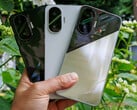 Page d'accueil Xiaomi laisse entrevoir le smartphone Poco F7 dans des photos et une vidéo de déballage approuvées à l'avance Résumé Xiaomi a maintenant dévoilé le Poco F7 en trois options de couleur pour le lancement. Alors que la société reste discrète sur les spécifications pour l'instant, le Poco F7 Limited Edition a donné un avant-goût de ce qui est à venir de la troisième édition, et probablement la moins chère, de la série Poco F7.  Mots-clés Xiaomi, Xiaomi Poco F7, Poco F7, Android, smartphone, Qualcomm, Qualcomm Snapdragon Image header Nous avons déjà le Poco F7 en main avec ses trois options de couleur de lancement. (Image source : Notebookcheck) #texte Xiaomi a levé le voile sur le Poco F7 avant sa présentation complète le 24 juin. Comme nous l'avons couvert séparément, l'entreprise s'est engagée à proposer l'appareil non seulement en Inde, mais aussi dans le monde entier. D'ailleurs, des preuves de la présence du Poco F7 sont apparues sur Geekbench.  Avant la semaine prochaine, Xiaomi nous a permis de publier des photos du Poco F7 dans ses trois couleurs de lancement. Sur ces photos, nous pouvons confirmer que l'appareil est doté d'un cadre métallique avec des boutons correspondants et d'un boîtier d'appareil photo accrocheur. Bien que l'apparence puisse suggérer le contraire, les flashs verts sur chaque objectif sont purement décoratifs et ne sont pas des LED actives.  En attendant, il semble que même la version édition limitée soit prête à être commercialisée dans le monde entier. Doté d'une finition quasi-translucide, le modèle Limited Edition révèle également que le Poco F7 sera livré avec un chipset Qualcomm Snapdragon et un appareil photo primaire de 50 MP aidé par l'OIS, comme le Poco F7 Pro avant lui (actuellement 599,99 $ sur Amazon). Malheureusement, nous ne pouvons pas partager d'autres spécifications à ce stade. Veuillez consulter la vidéo de TechTablets ci-dessous pour plus de détails avant l'événement de lancement de mardi prochain.  Source(s) :  Notebookcheck &amp; TechTablets https://www.youtube.com/watch?v=t-YuUf7rufs Lien Amazon https://www.amazon.com/Xiaomi-Tmobile-Global-Unlocked-24117RK2CG/dp/B0F2N4MPTC Articles liés Notes cadre métallique, boutons métalliques comme prévu, l'édition limitée a une finition quasi-translucide
