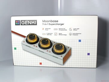 L'ensemble Moonbase avec la pochette...