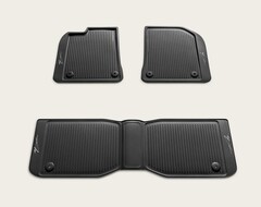 Tapis de sol toutes saisons Lucid. La société a rappelé 4 294 unités parce qu&#039;elles peuvent provoquer une accélération involontaire (Source de l&#039;image : Lucid)