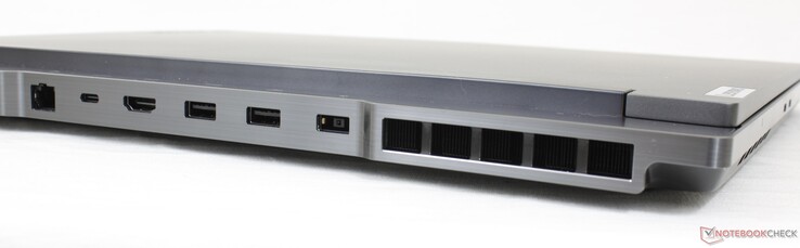 Arrière : RJ-45, USB-C 3.2 Gen. 2 (DisplayPort 1.4 + 135 W Power Delivery), HDMI 2.1, USB-A 3.2 Gen. 1, USB-A 3.2 Gen. 1 (Always on), adaptateur secteur