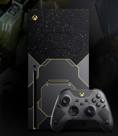 Microsoft a publié la première édition limitée de la console Xbox Series X, sur le thème de Halo. (Image : Microsoft)