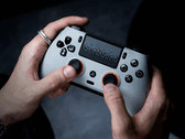 Le Scuf Omega est un contrôleur haut de gamme pour les consoles PS5.