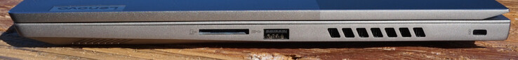 Droite : Fente pour carte SD, USB-A (5 Gbit/s), verrou Kensington