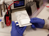 Percée dans les nouvelles batteries au sodium : elles se rechargent complètement en six minutes seulement (source : FutureZone)