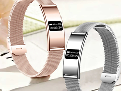 Les bracelets intelligents Rogbid Vogue, présentés en deux coloris sur un fond de table brillant. (Source de l'image : Rogbid)