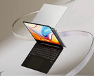 ASUS équipe ses deux nouveaux portables Vivobook S d'écrans OLED. (Source de l'image : ASUS)